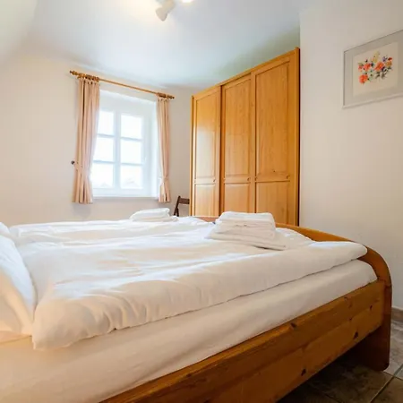 Holiday home Haushaelfte 26 Id 165