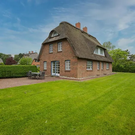 Holiday home Haushaelfte 26 Id 165 Sankt Peter-Ording